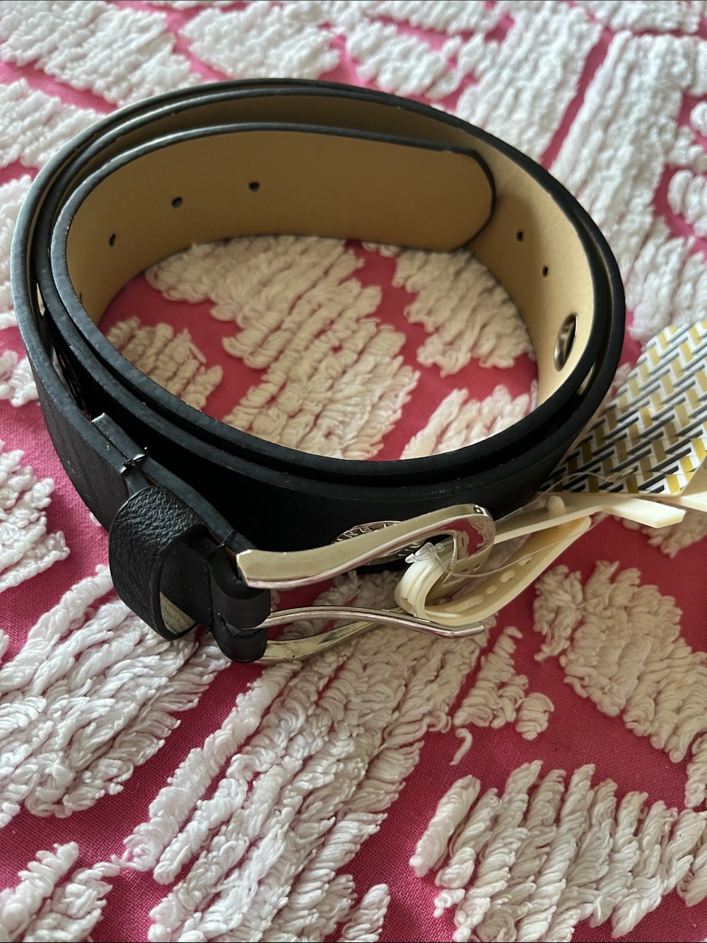 NWT Adrienne Vittadini Black Leather Strap with Silver-Tone Buckle Size L/XL - Picture 6 of 8
